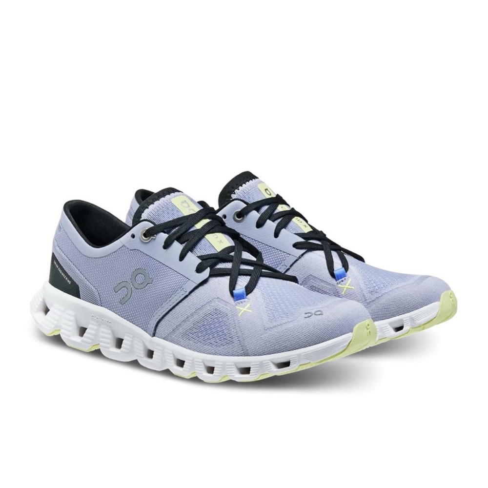 On Running Cloud Sneakers in Lavender and White